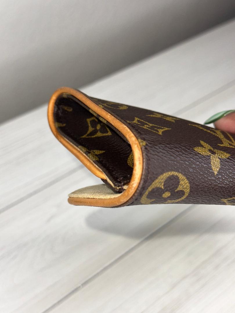 Louis Vuitton Monogram Pochette
